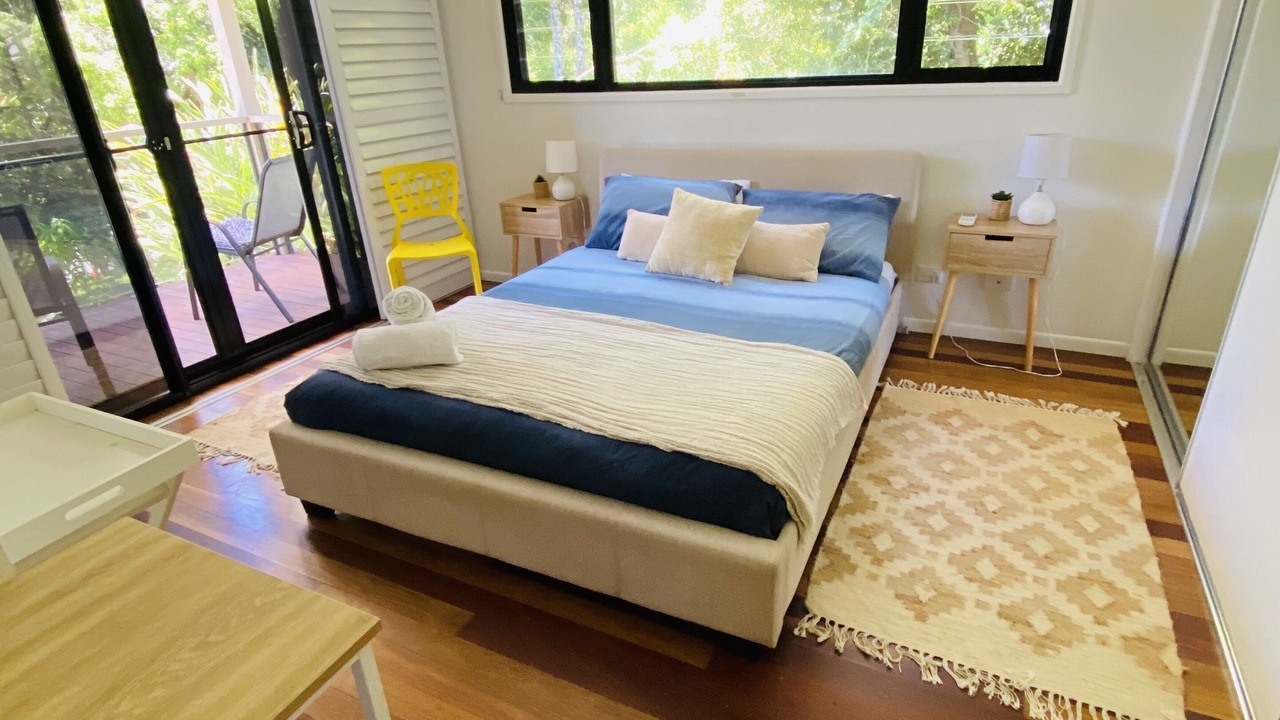 Photo of Bedroom in South Golden Beach
