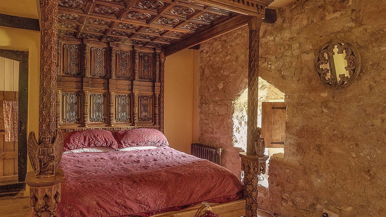 Photo of Bedroom in Caldicot