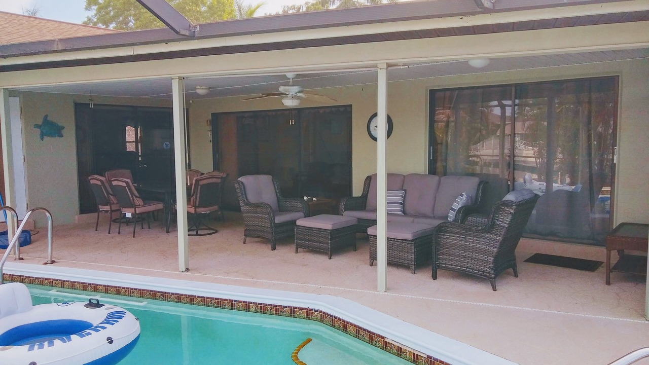 Photo of Outdoor in Pelican