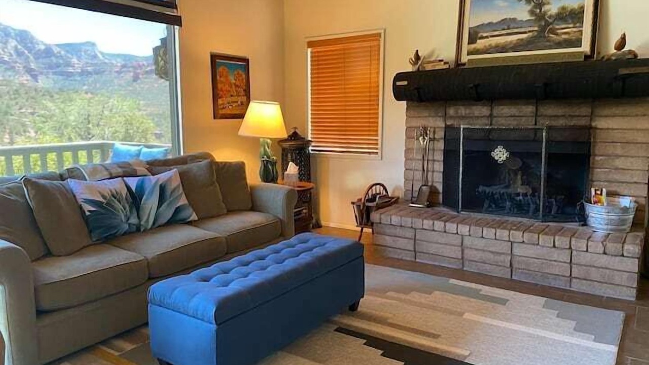 Photo of Livingroom in Uptown Sedona