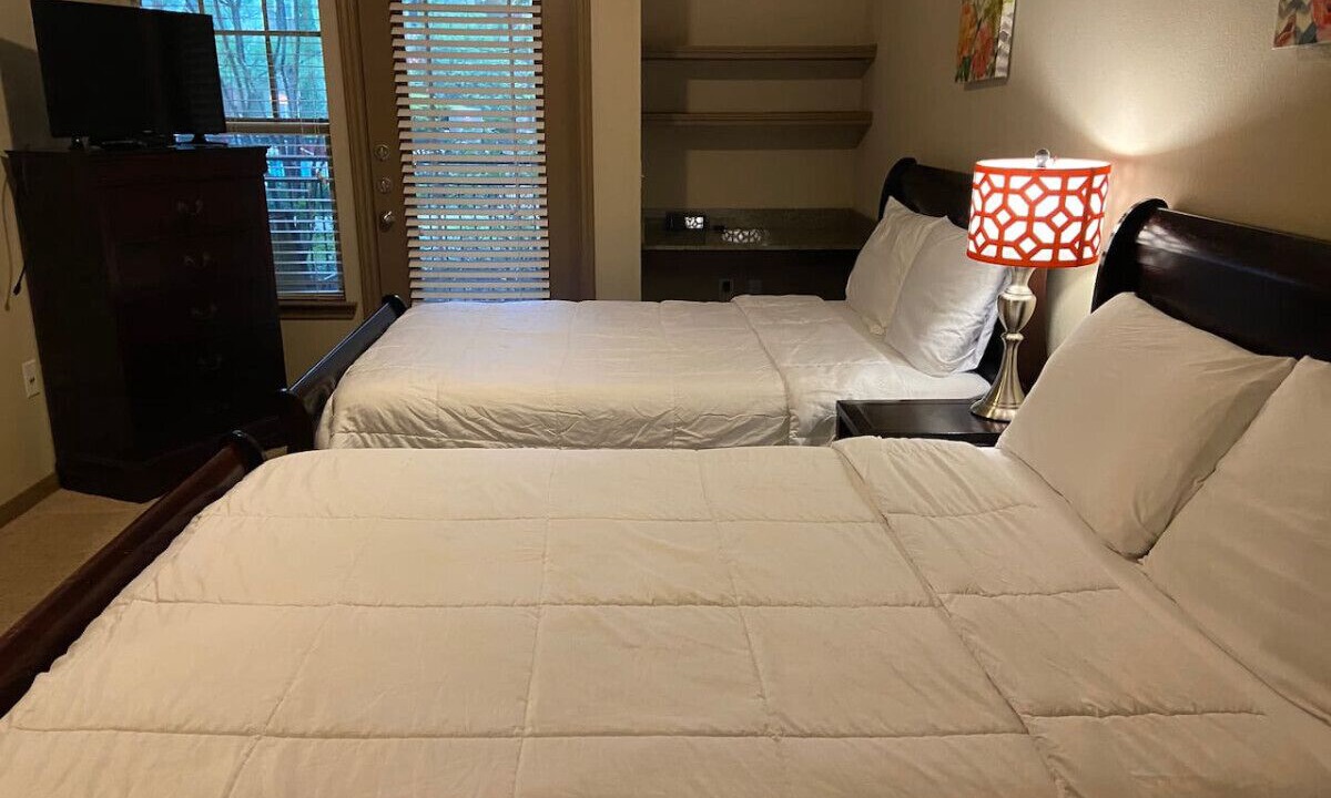 Photo of Bedroom in Grogan's Mill