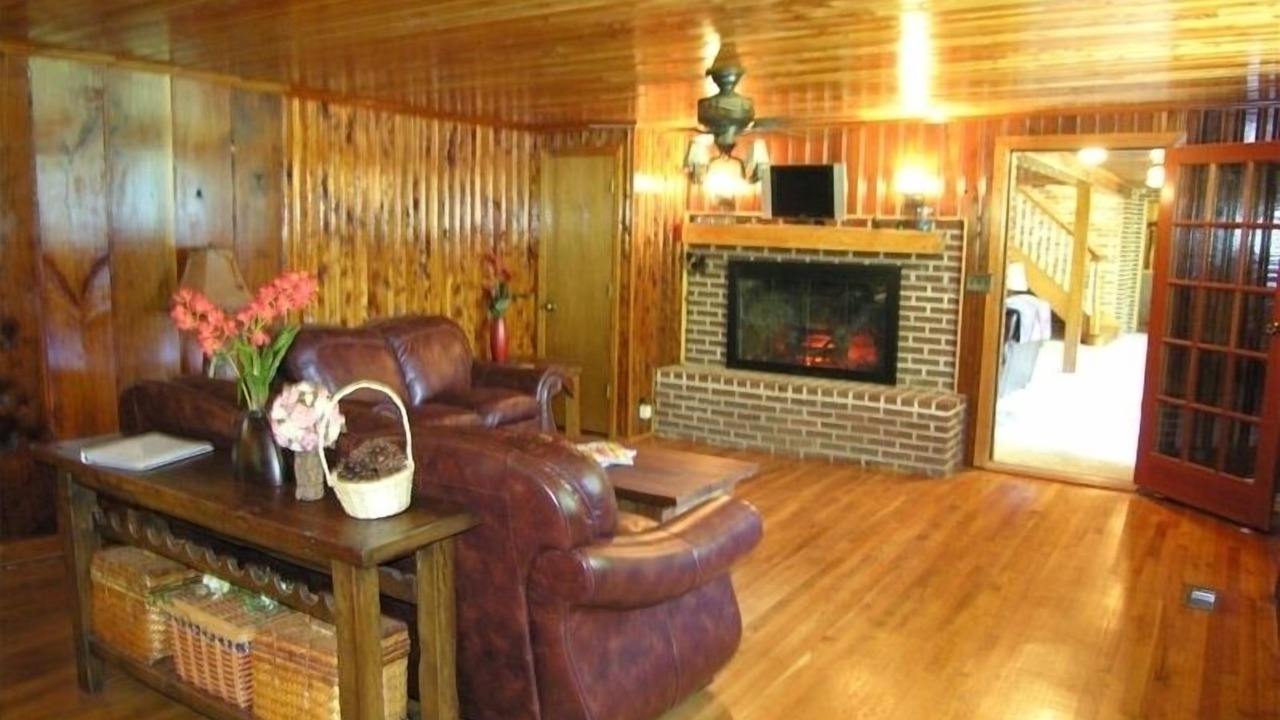 Photo of Bedroom in Ellijay