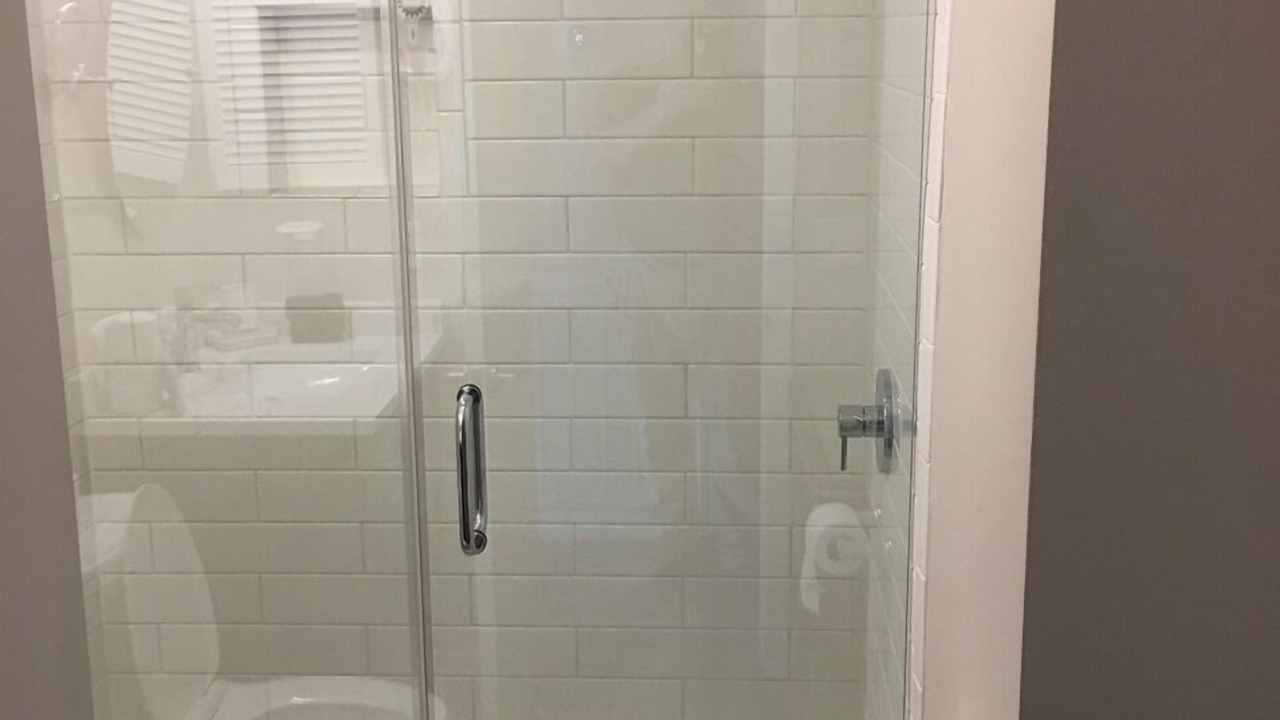 Photo of Bathroom in Folly Field