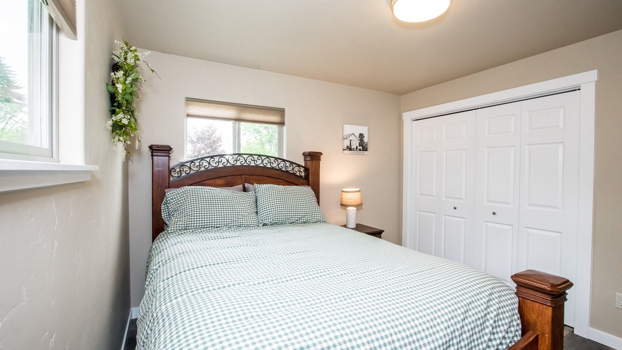 Photo of Bedroom in Evergreen