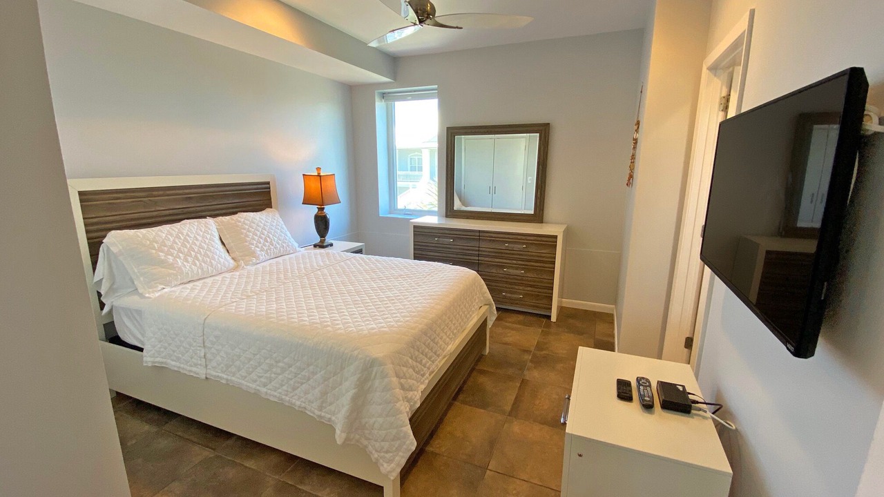 Photo of Bedroom in Pensacola Beach