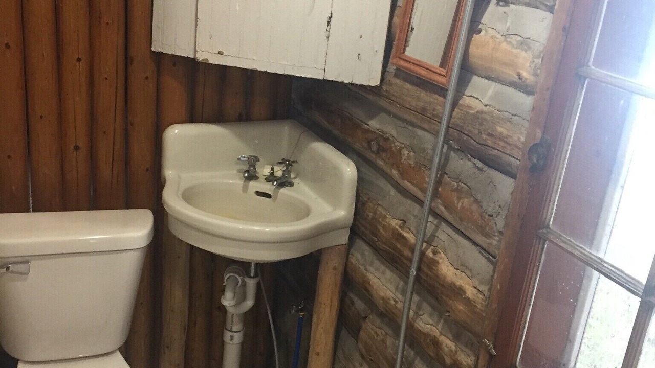 Photo of Bathroom in Beaver Island