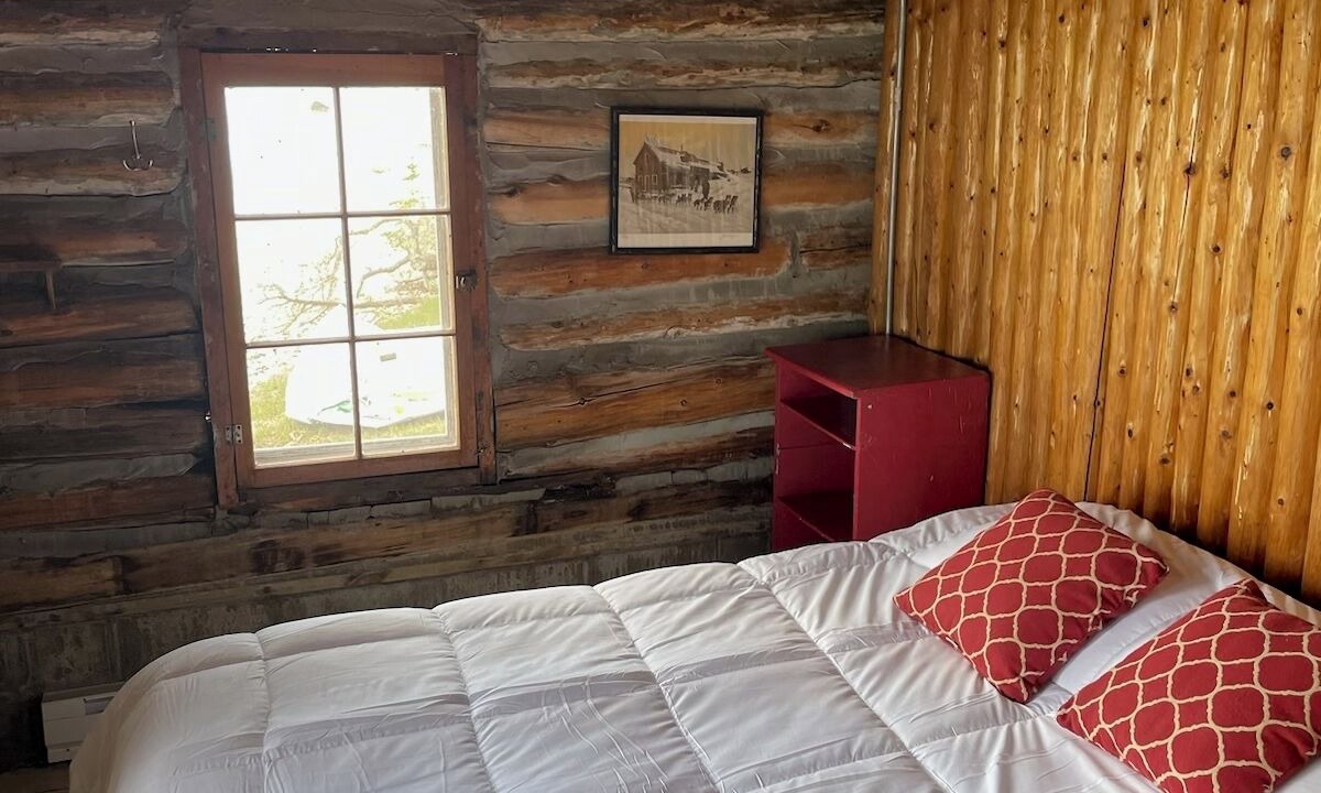 Photo of Bedroom in Beaver Island
