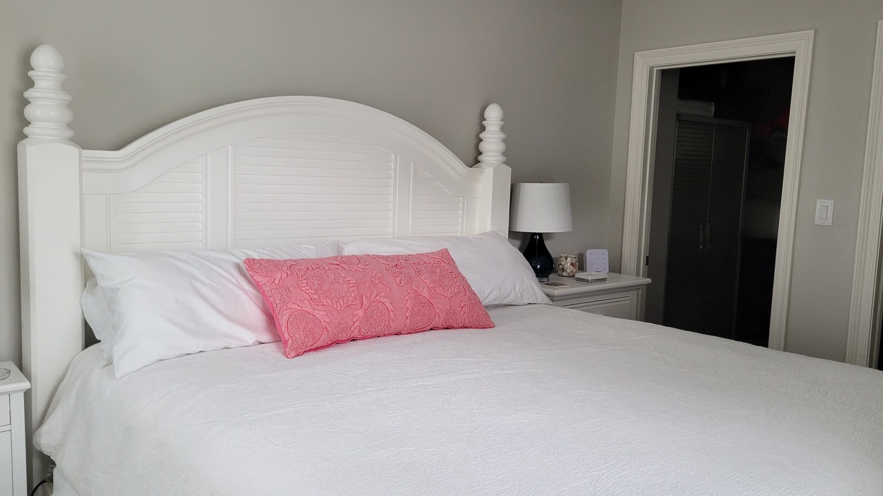 Photo of Bedroom in Downtown