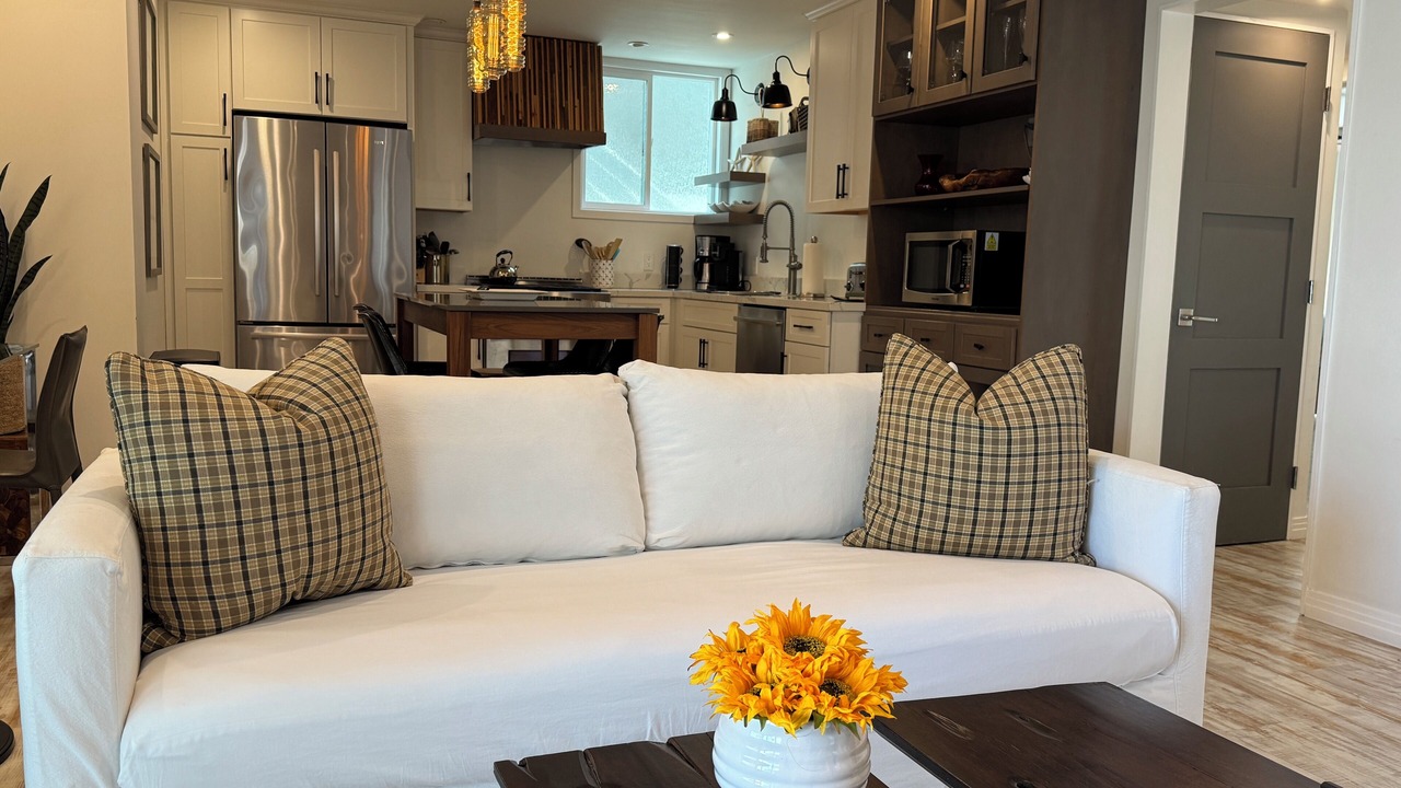 Photo of Bedroom in Balboa Peninsula