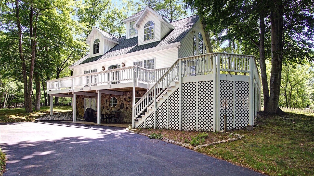 Photo of Outdoor in Mears