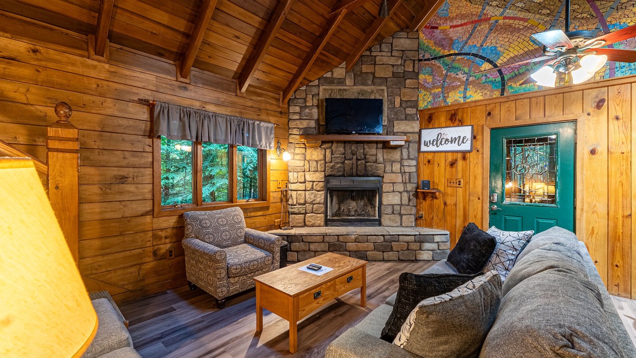 Photo of Livingroom in Lansing