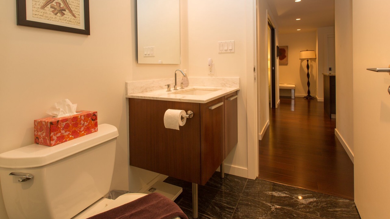 Photo of Bathroom in Inner Harbour