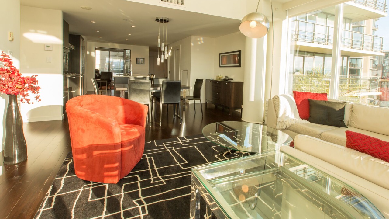 Photo of Livingroom in Inner Harbour