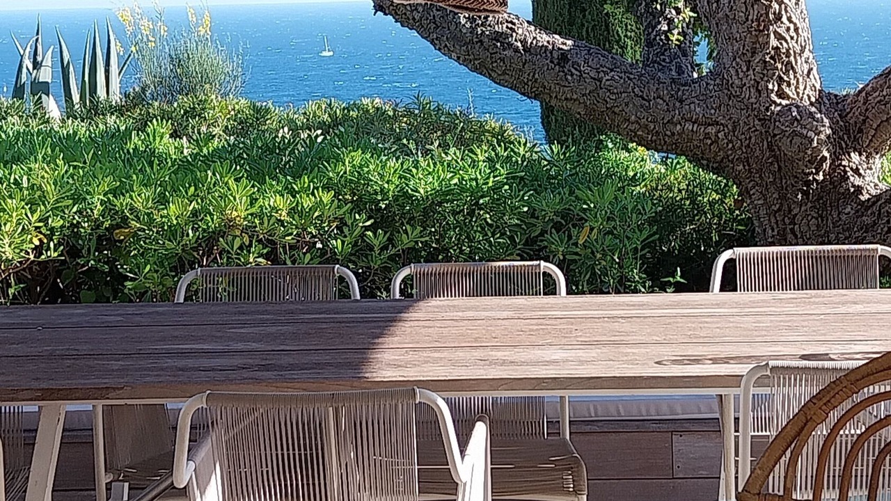 Photo of Outdoor in Antheor
