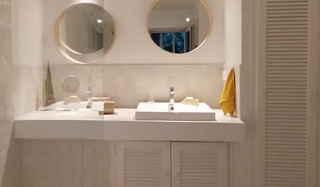 Photo of Bathroom in Antheor