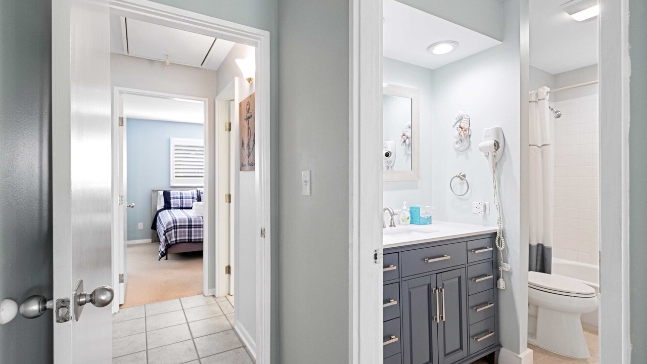 Photo of Bathroom in Palmetto Dunes