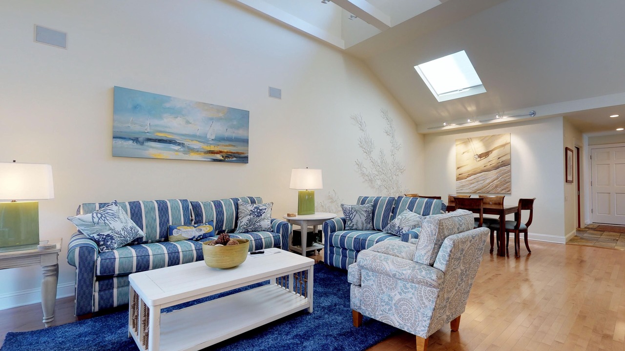 Photo of Livingroom in Beach Lagoon
