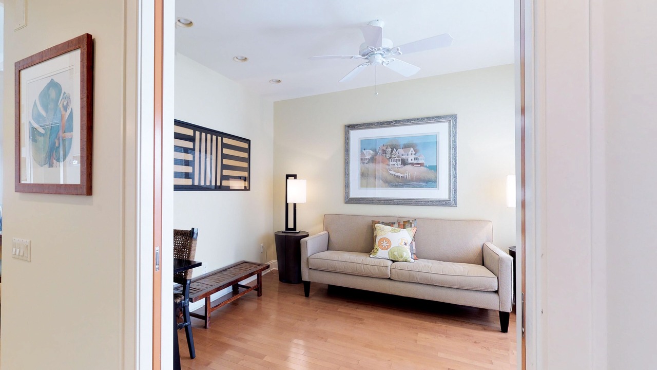 Photo of Livingroom in Beach Lagoon