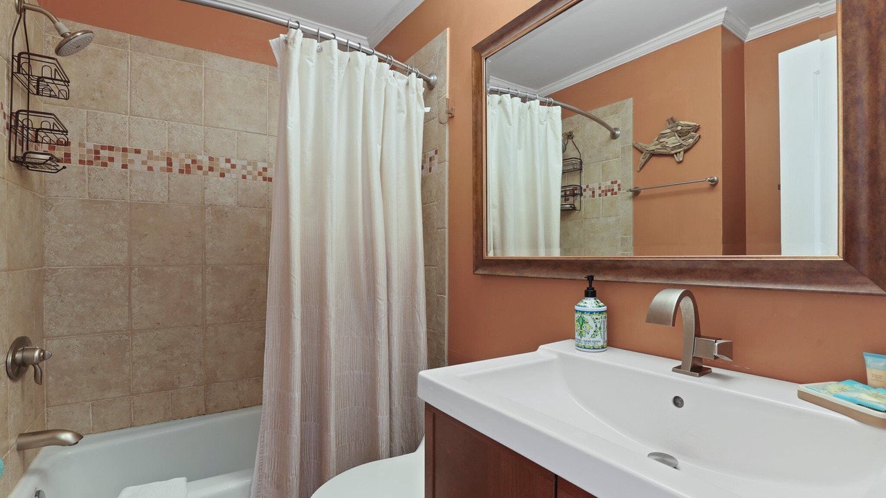 Photo of Bathroom in Folly Field
