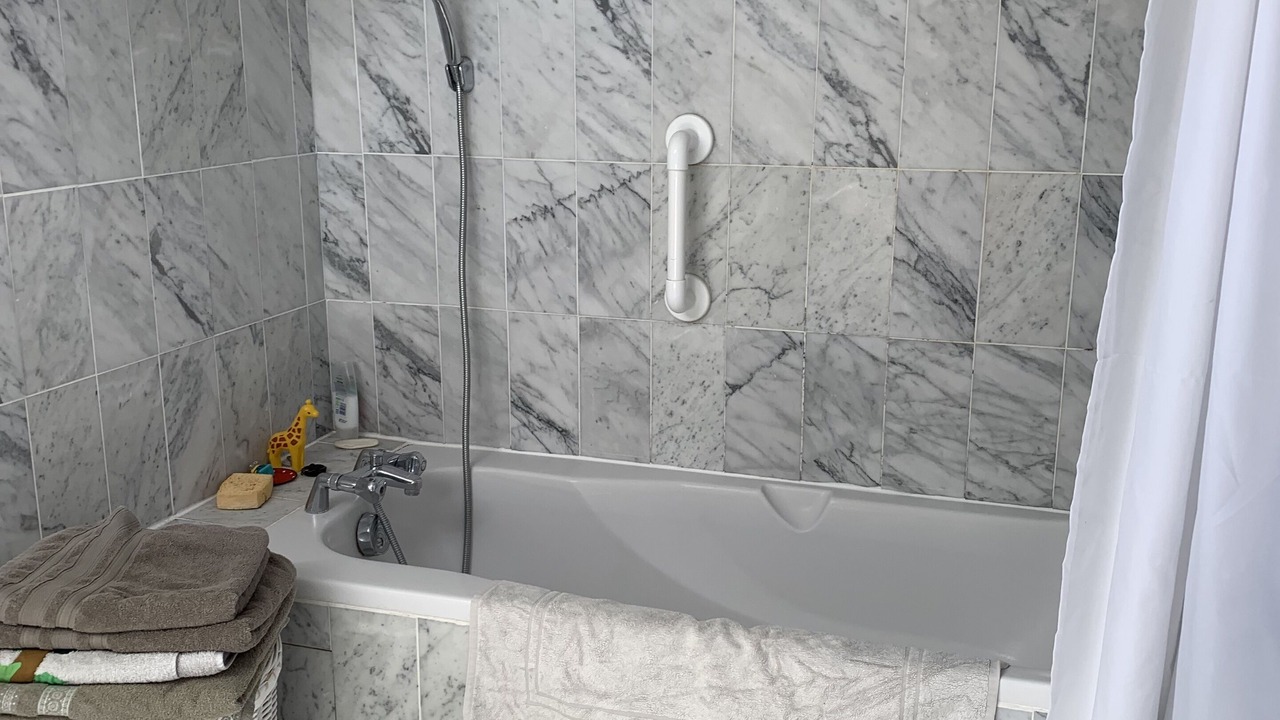 Photo of Bathroom in Montigny-sur-Loing