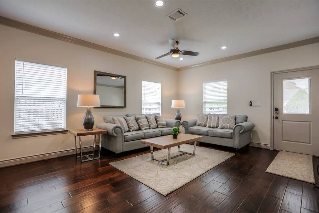 Photo of Livingroom in Greater East End