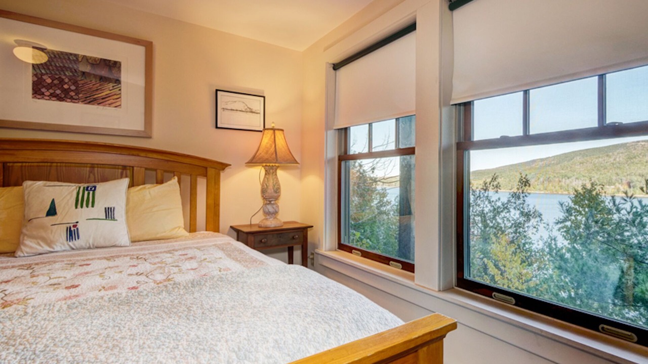 Photo of Bedroom in Hall Quarry