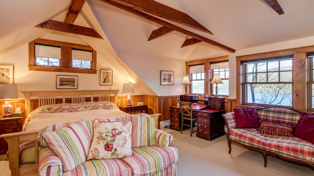 Photo of Bedroom in Hall Quarry