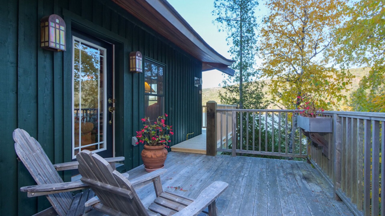 Photo of Patio Balcony in Hall Quarry