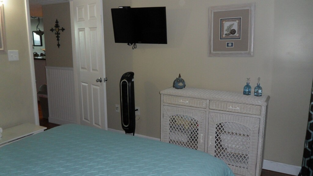 Photo of Bedroom in Windy Hill