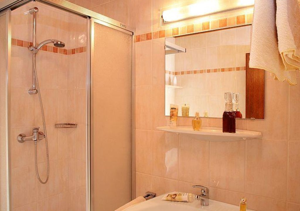 Photo of Bathroom in Schuttdorf