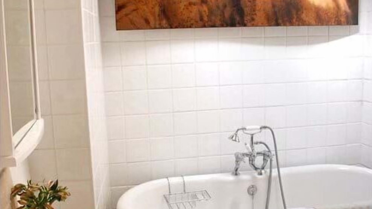 Photo of Bathroom in Cadgwith