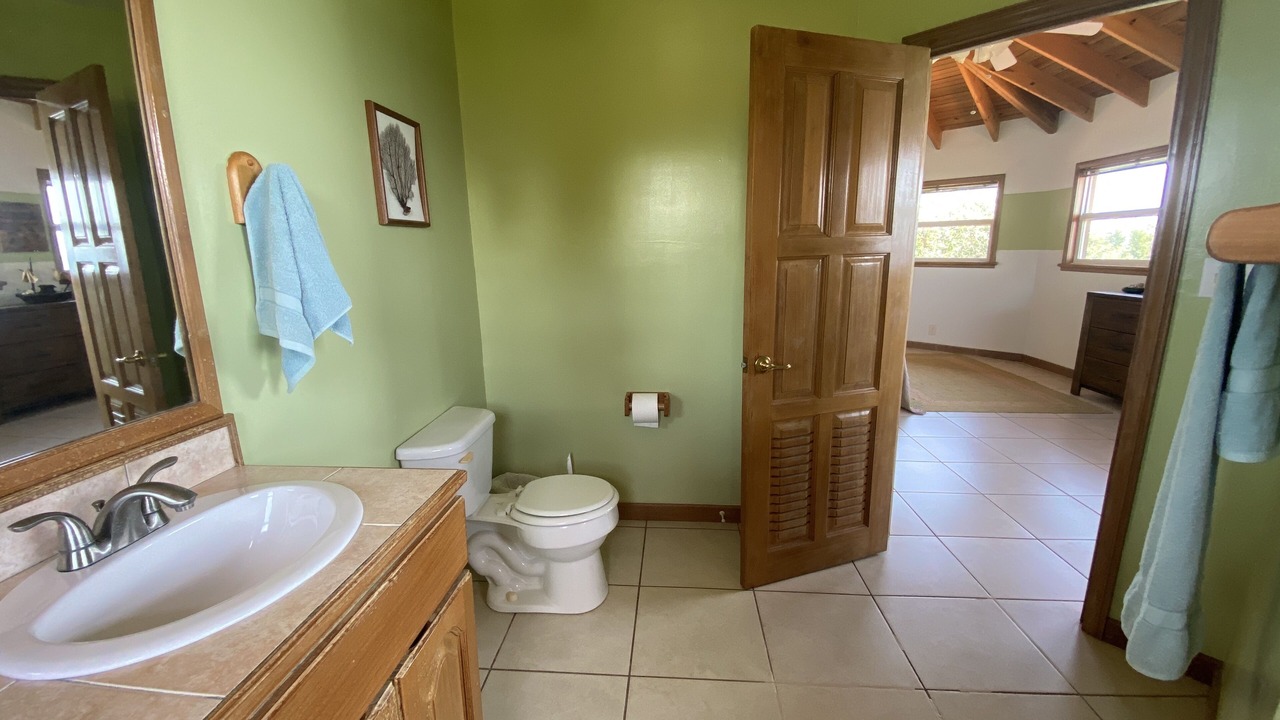 Photo of Bathroom in Calabash Bight