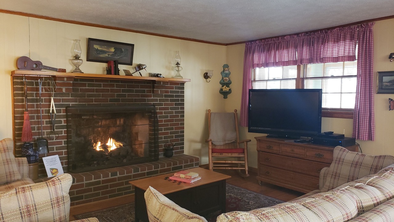 Photo of Bedroom in Huddleston