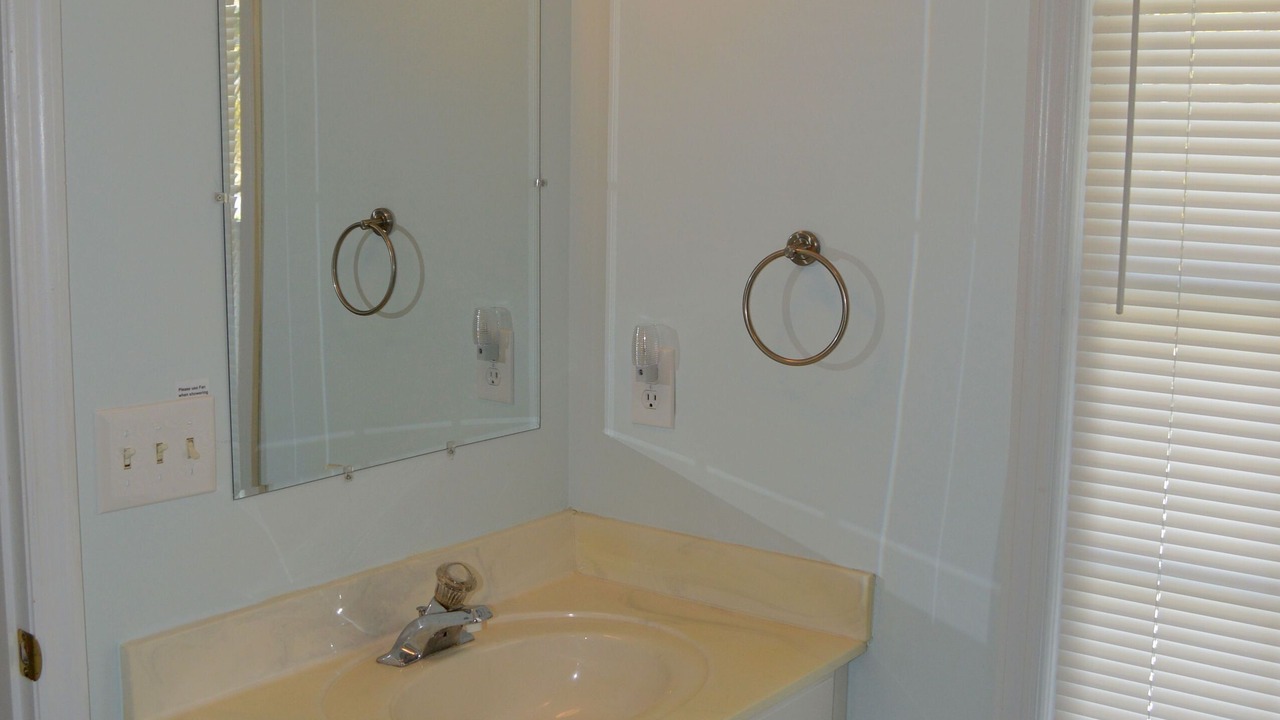 Photo of Bathroom in Sunset Point