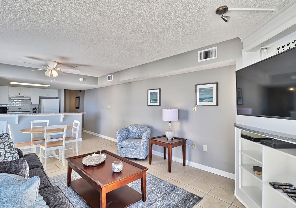 Photo of Livingroom in Windy Hill