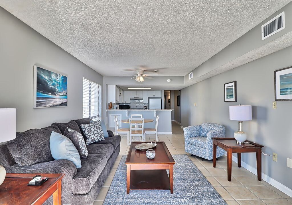 Photo of Livingroom in Windy Hill