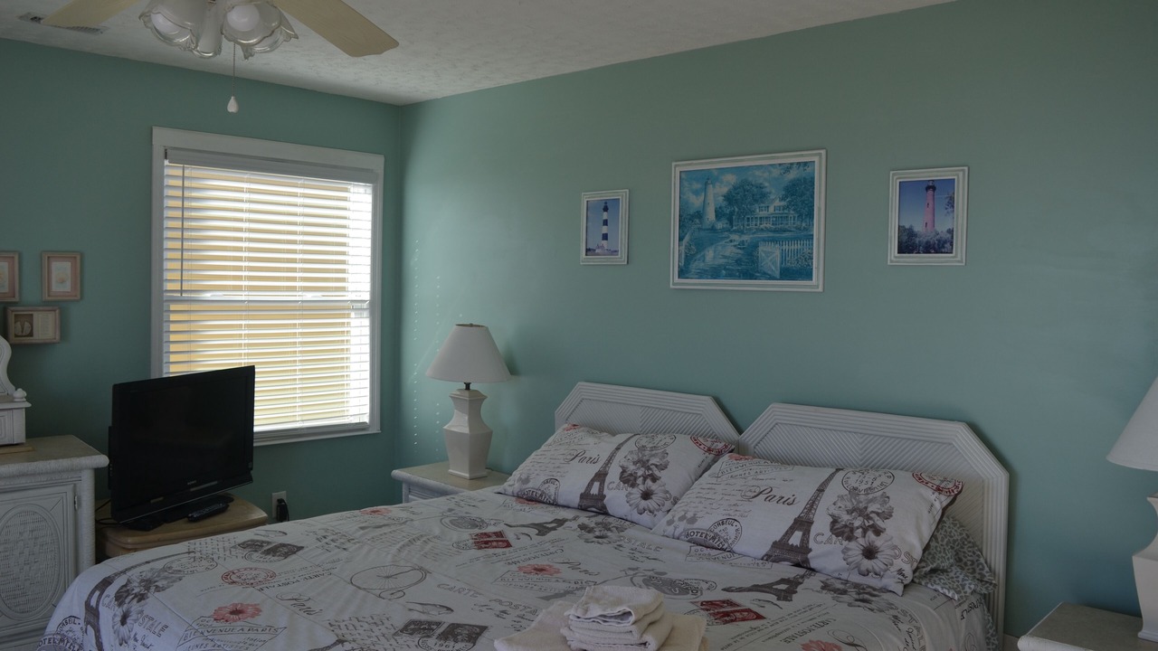 Photo of Bedroom in Atlantic Beach
