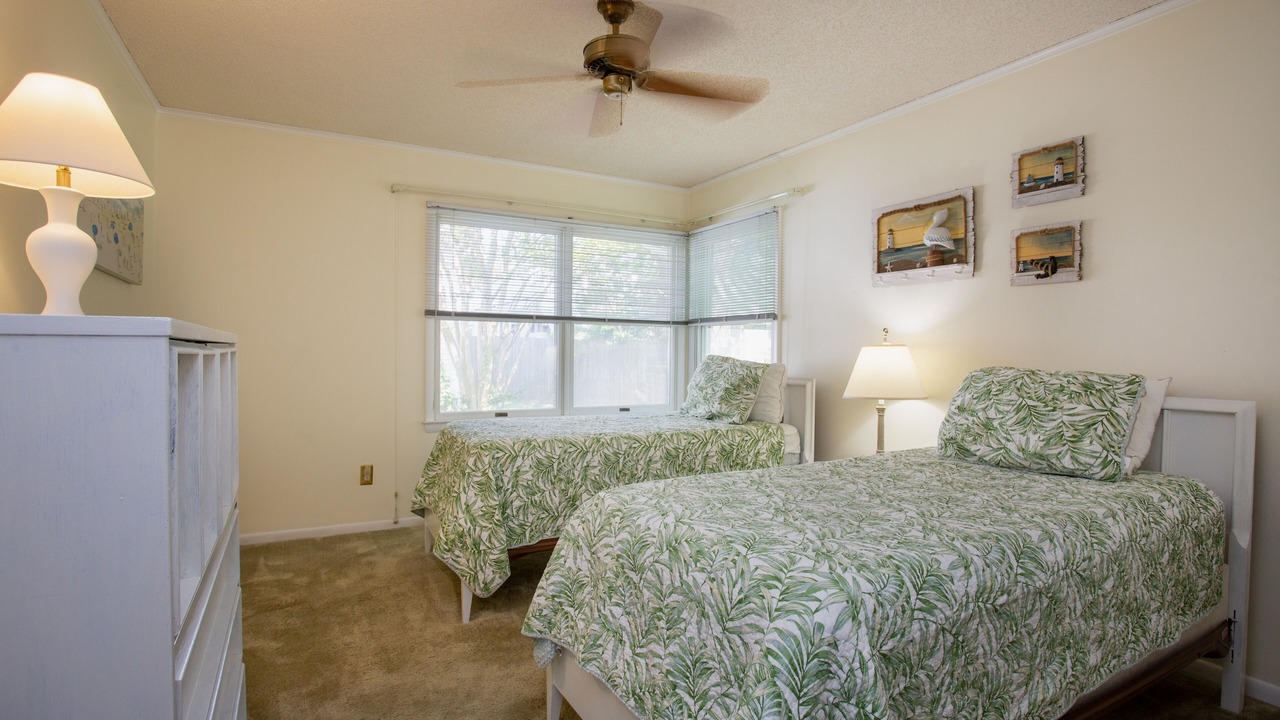 Photo of Bedroom in Country Club Estates