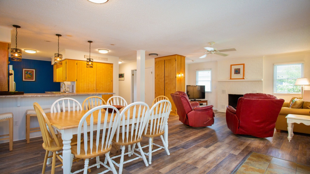 Photo of Others in Country Club Estates