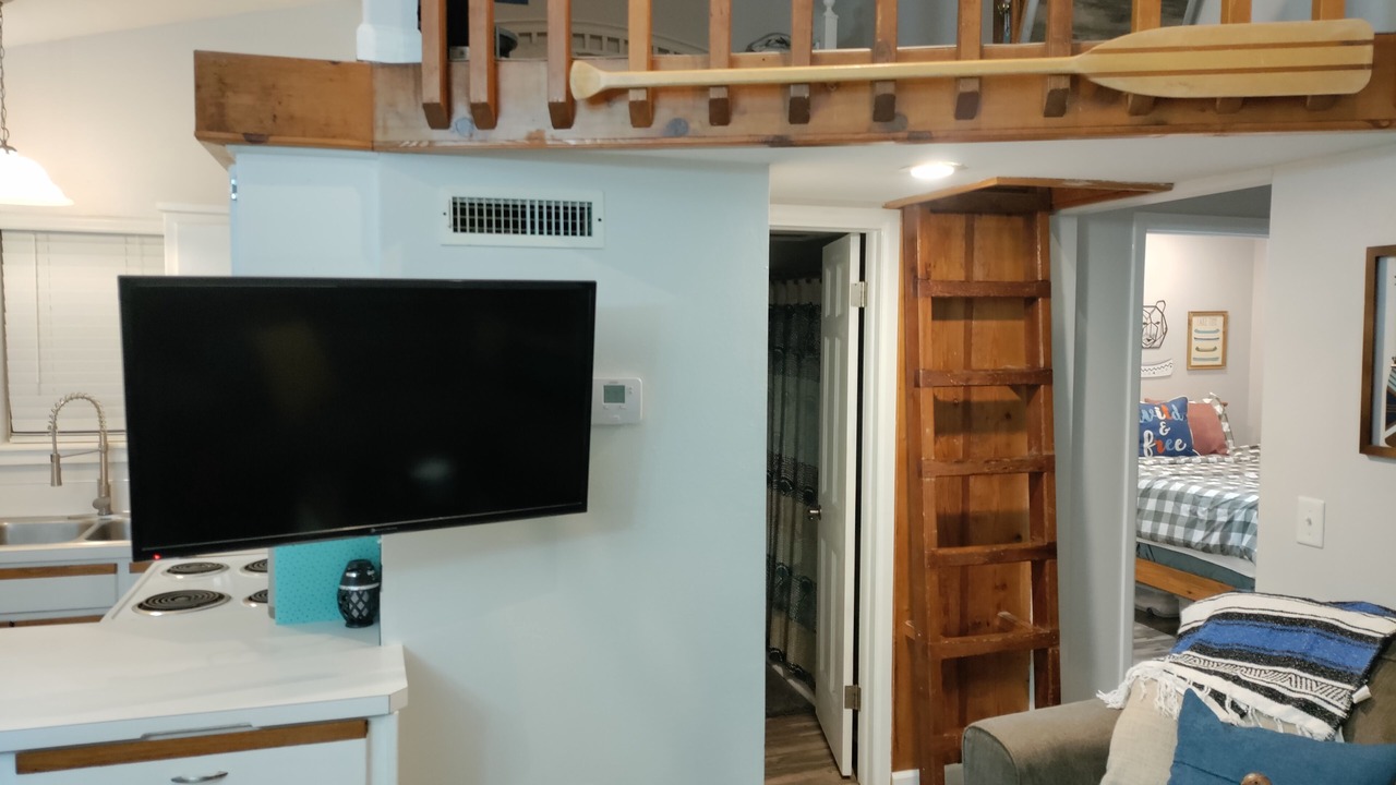 Photo of Bedroom in Pettit