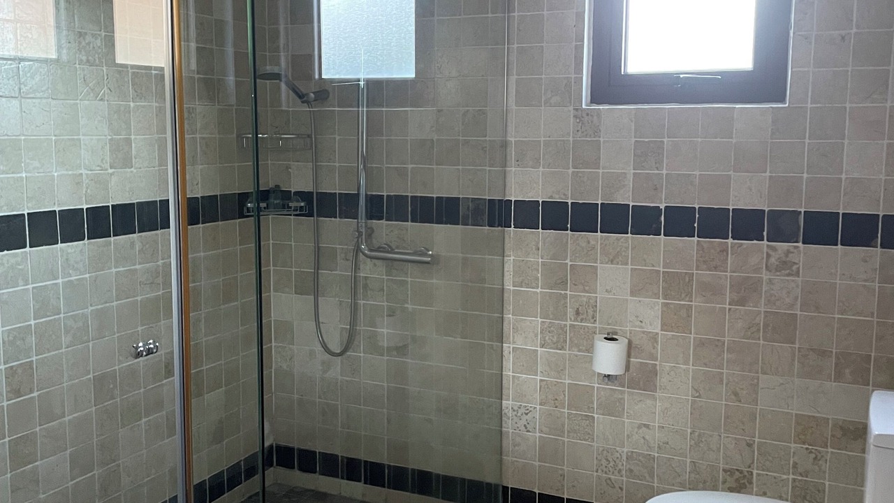 Photo of Bathroom in Glacis