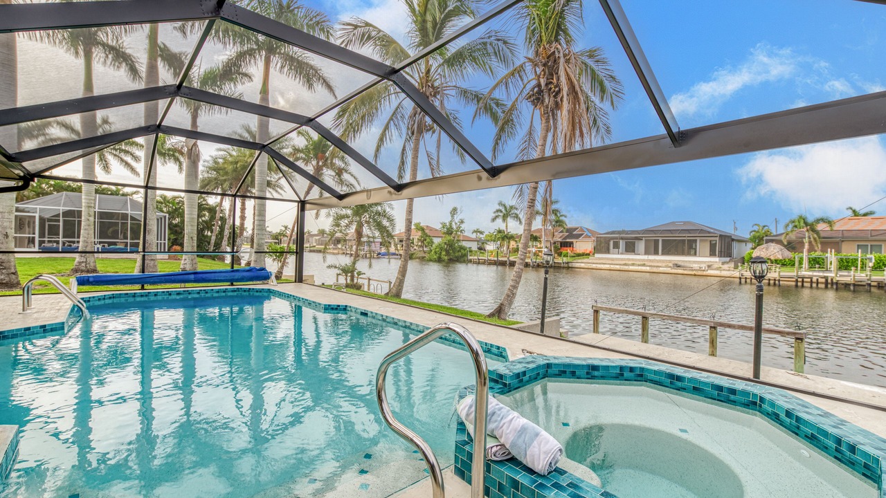 Photo of Outdoor in Pelican