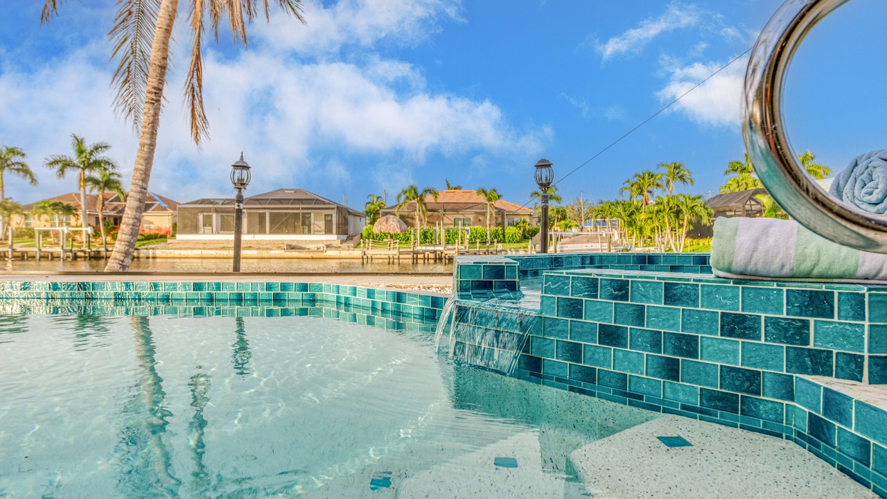 Photo of Outdoor in Pelican