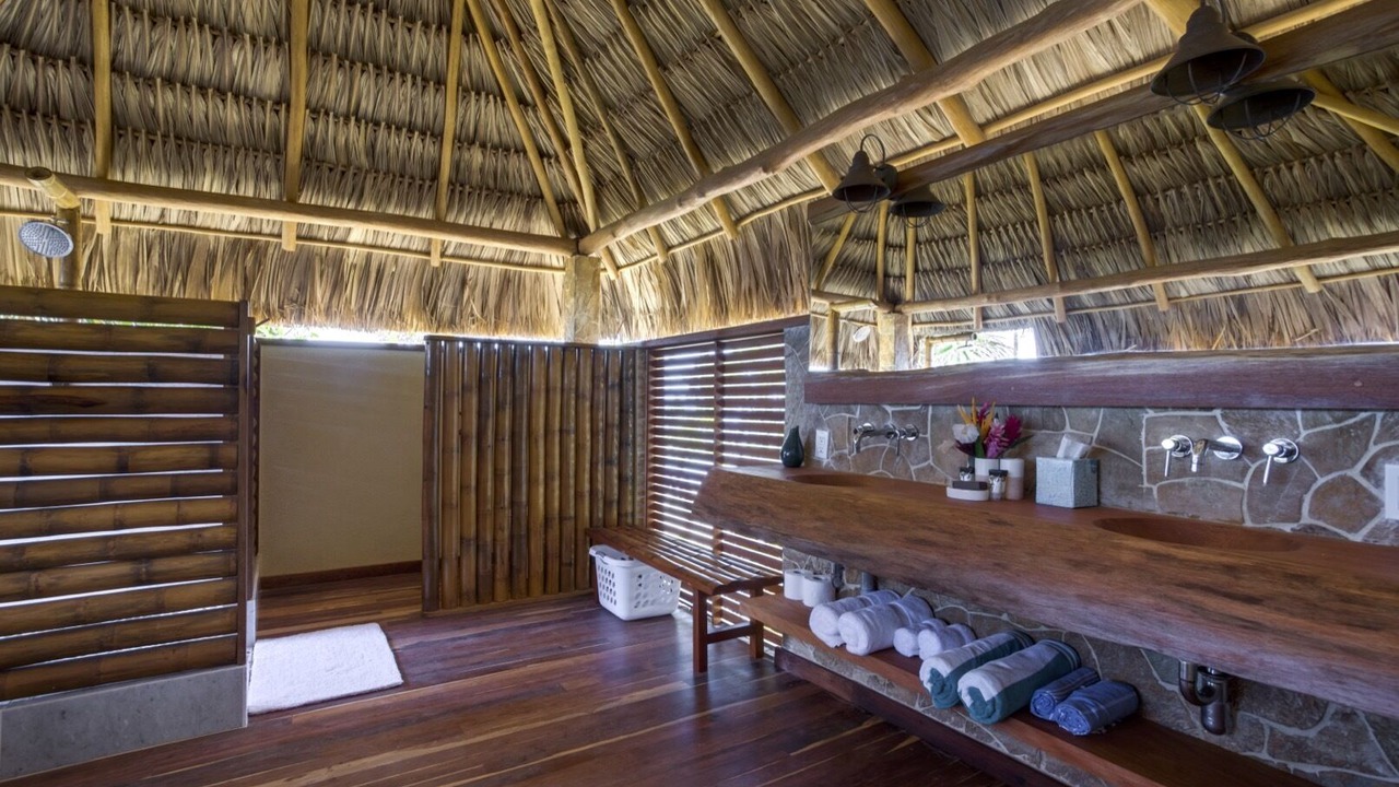 Photo of Bathroom in Placencia