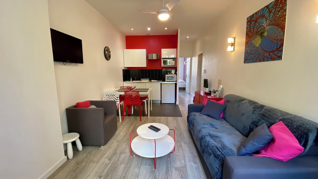 Photo of Livingroom in Part Dieu - Bir Hakeim