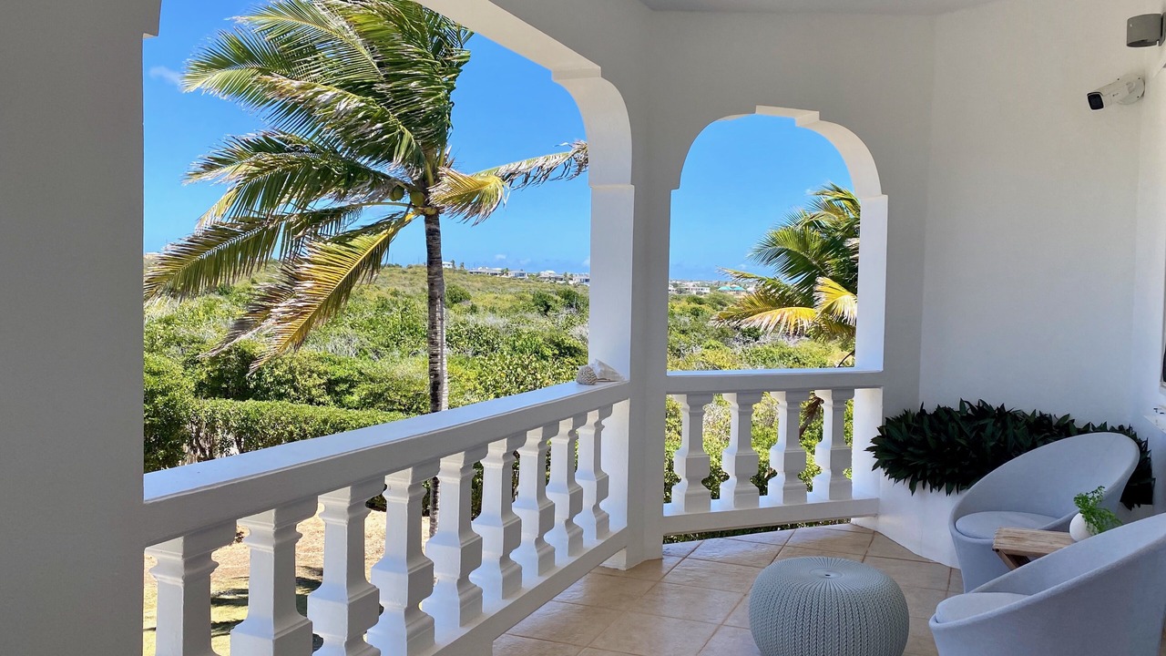 Photo of Patio Balcony in Blowing Point