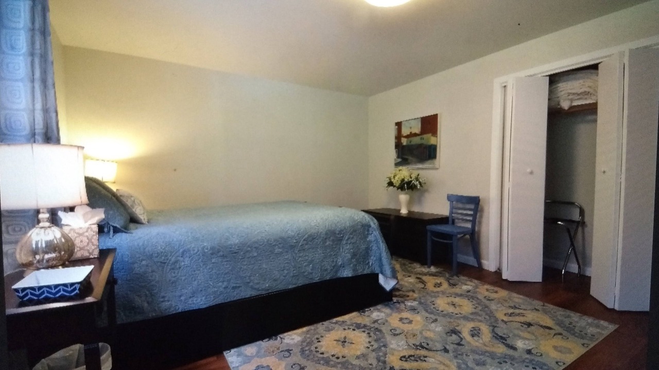Photo of Bedroom in Victory Heights