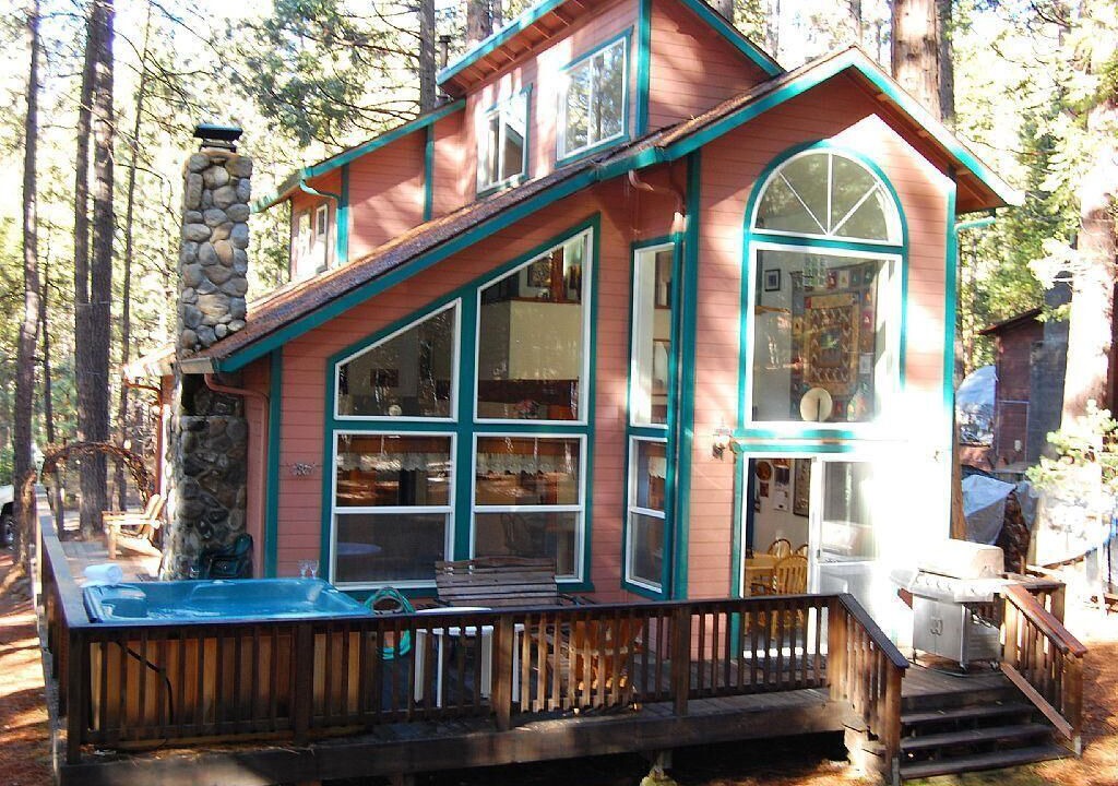 Photo of Patio Balcony in North Wawona