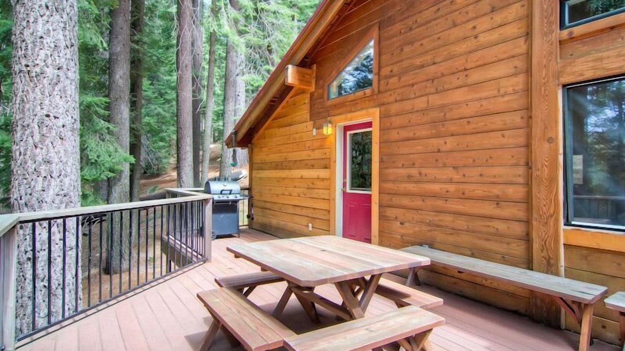 Photo of Outdoor in Yosemite West