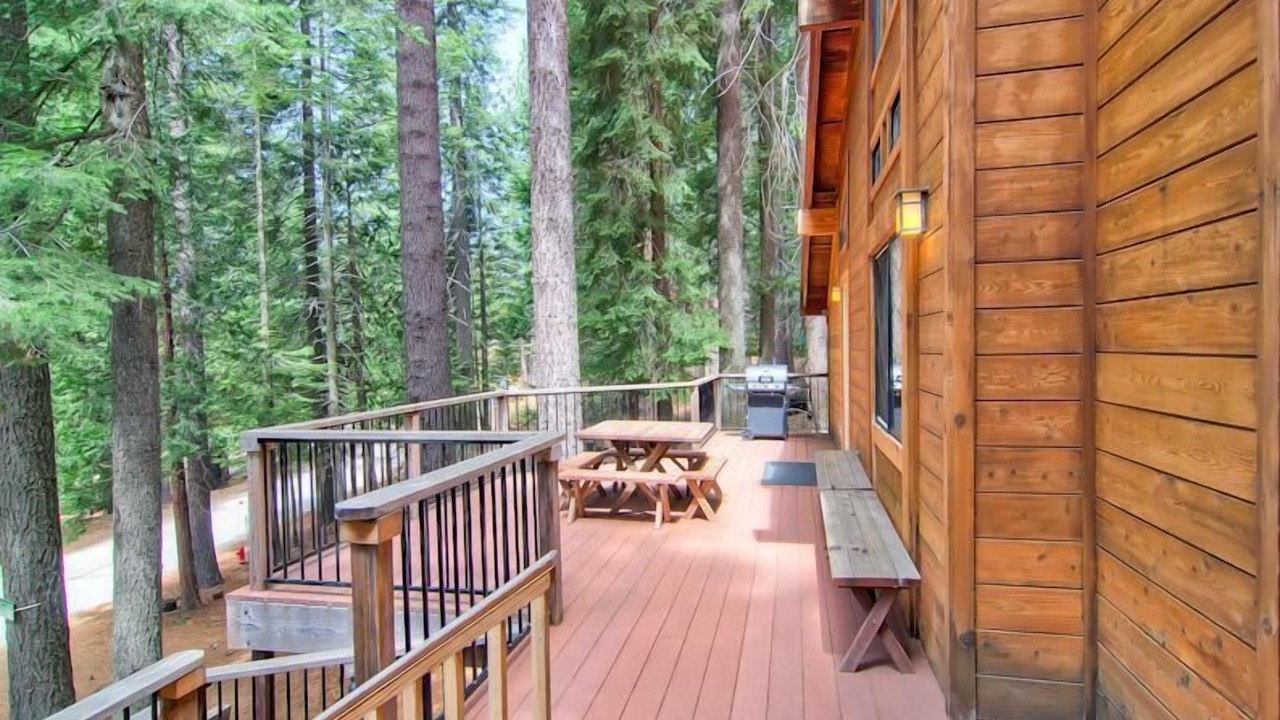 Photo of Outdoor in Yosemite West